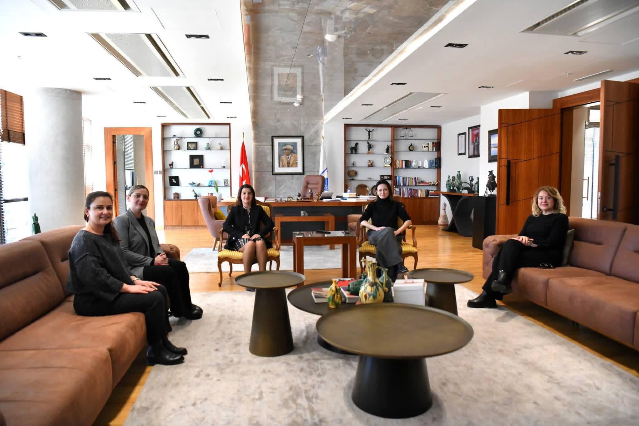 8 Mart Vesilesiyle Kadın Üyelerimize Anlamlı Ziyaretler